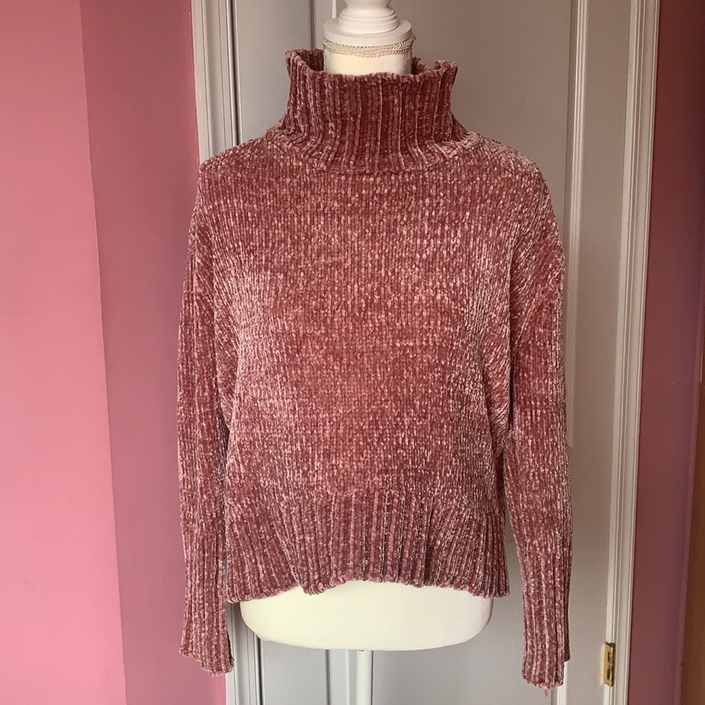 Chelsea & Theodore mauve chenille sweater turtleneck high low silhouette size S - Picture 2 of 13
